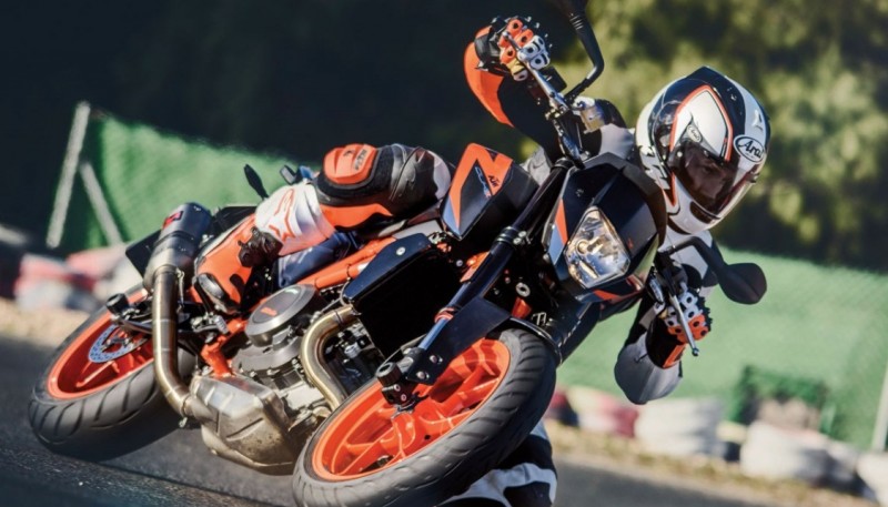 KTM 690 DUKE R